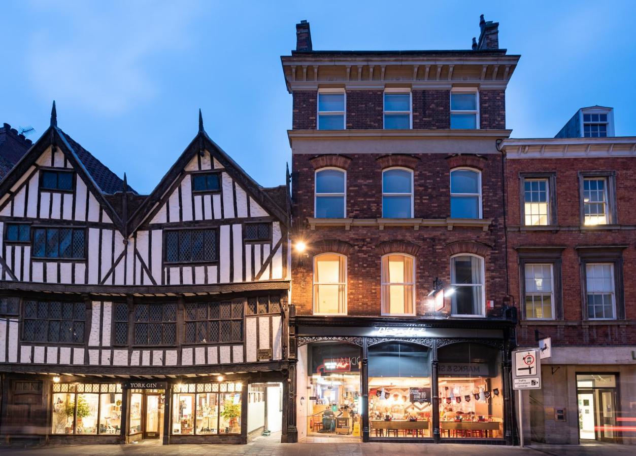 Apartment Newly Converted Rowntree House Shambles